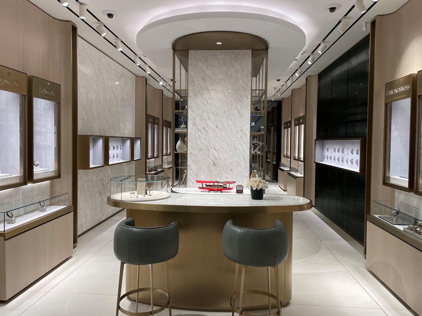 Ahmed Seddiqi Boutique, The Galleria Mall - صورة 2