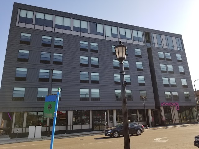 MOXY Minneapolis Uptown