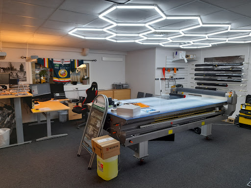 R-SPORT MECA BILSERVICE Gallery - Sweden