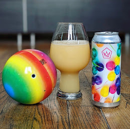 Photo n°8 de AM Beers - Microbrasserie, cave à bières, Brewpub, Bar à Pourrières (Salle de billard)