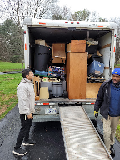 Moving Junk - Visual