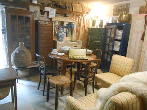 Photo n°10 de Au Pelerin Age à Asnières-sous-Bois (Magasin d'antiquités)