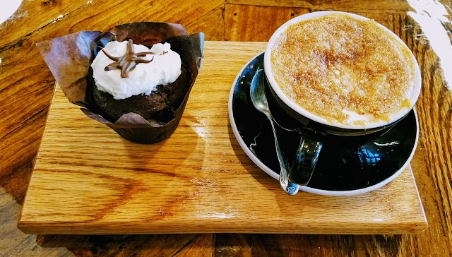 Caydence Records & Coffee