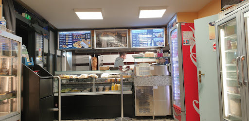 Photo 7 - PIZZ & BURG