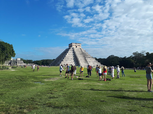 Vive Cancún Tours & Travel