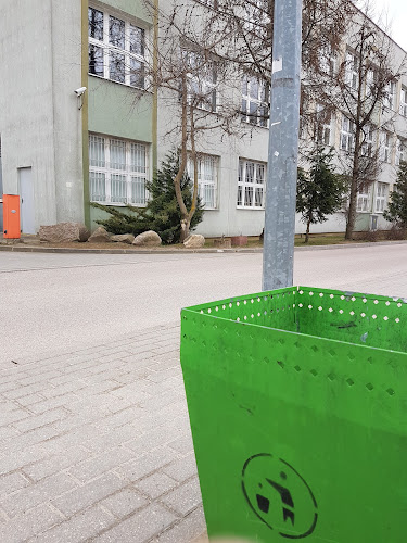 Szkoła Podstawowa nr 7 - Szkoła