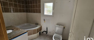 Photo n°11 de Chantal Lecomte - Iad Immobilier - Bédarrides à Bédarrides (Agent immobilier)