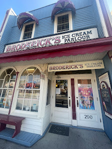 Broderick’s 290 Bridge St, Port Stanley, ON N5L 1C3, Canada