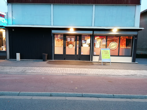 Photo 2 - CHEZ LUC