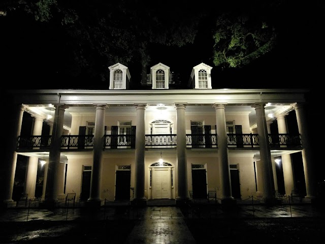 Oak Alley Plantation Bed & Breakfast