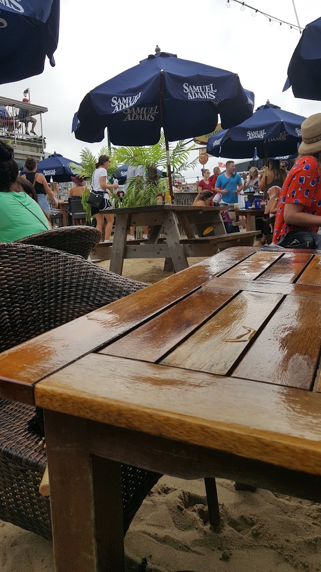 Sand Bar & Grille