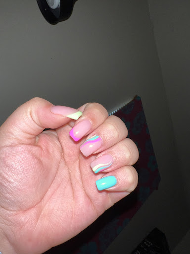 Ashtro Nails - Visual