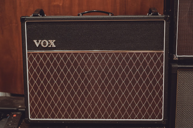 Reviews of The Bookhouse - Recording Studio in London - Music store