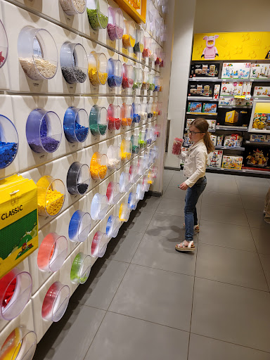 The LEGO® Store Oxmoor Mall Gallery - United States