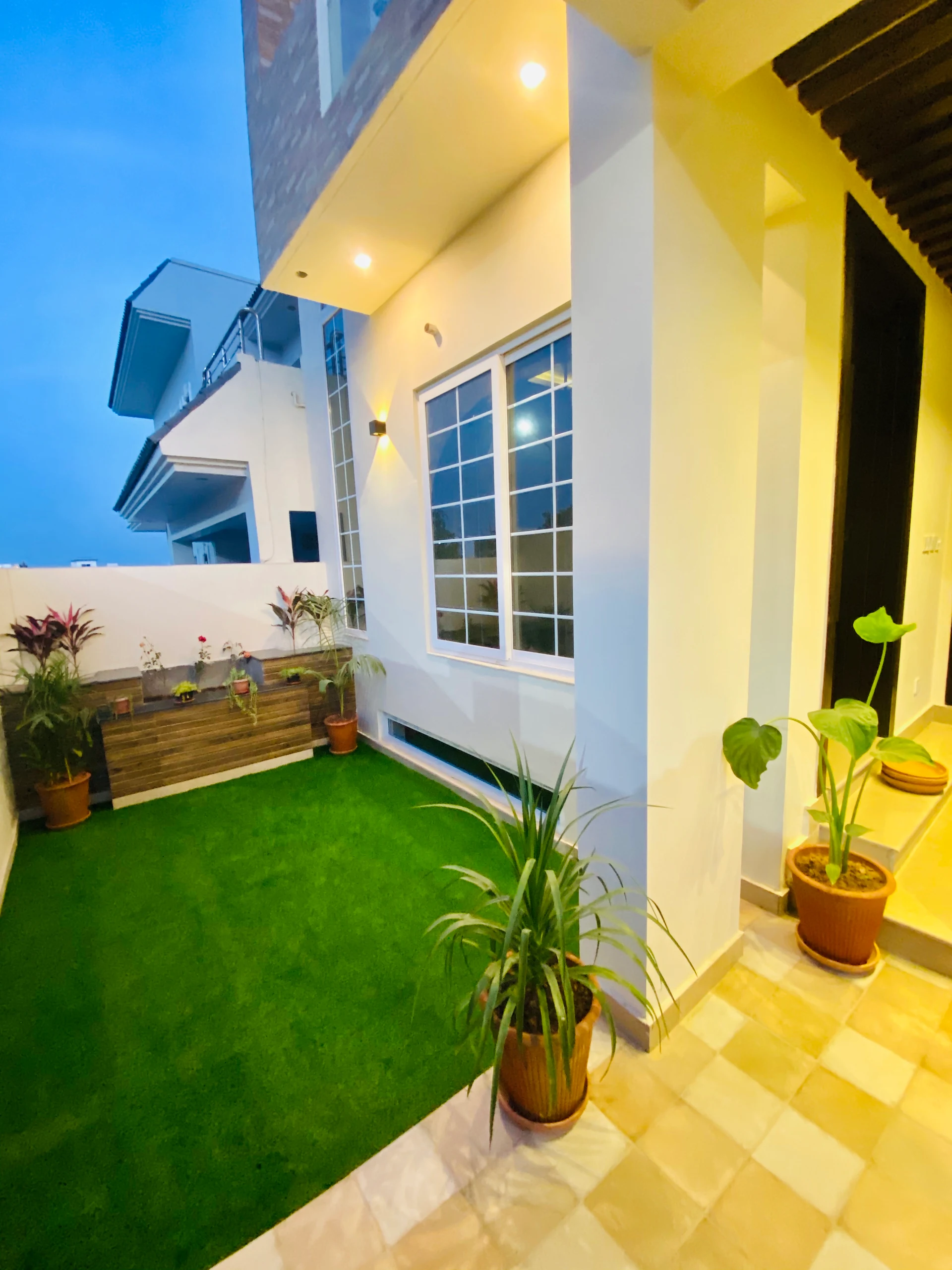 M boutique House