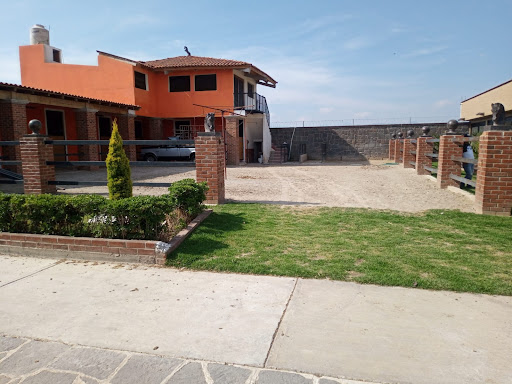 Inmobiliaria Moravia Bienes Raíces by platinum