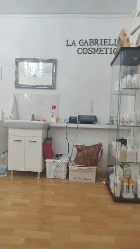 la Gabrielle Cosmetics
