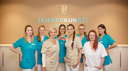 Kieferkunst Jurgeleit Logo