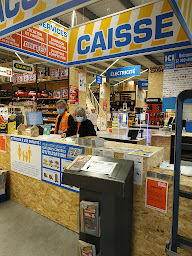Photo n°11 de Brico Cash Castelculier à Castelculier (Magasin de poêles à bois)