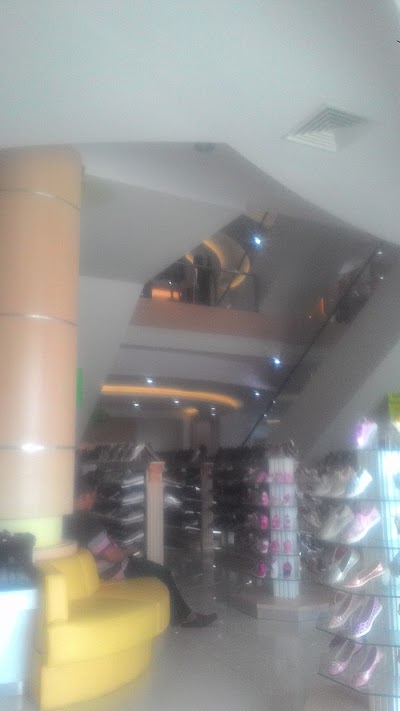 Shoe Store