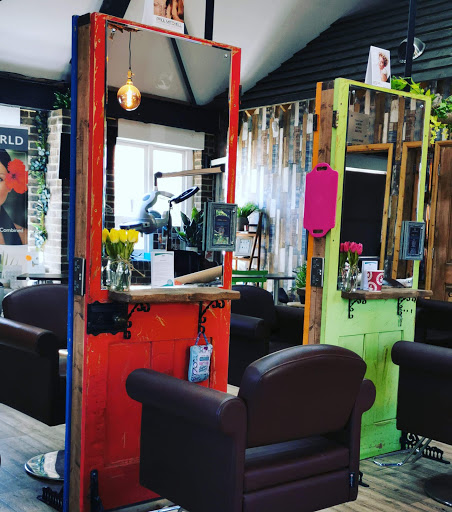 Luxfords Hair and Beauty - Thumbnail