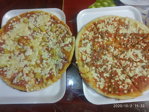 Pizza's Bon's - Visual