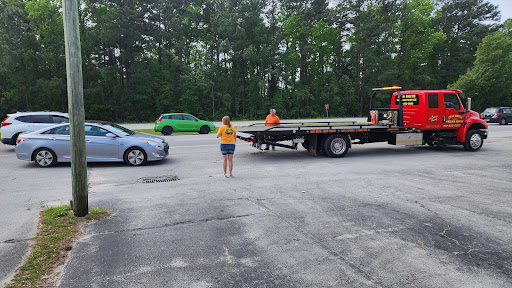 Lynn Smith Towing & Garage LLC - Thumbnail