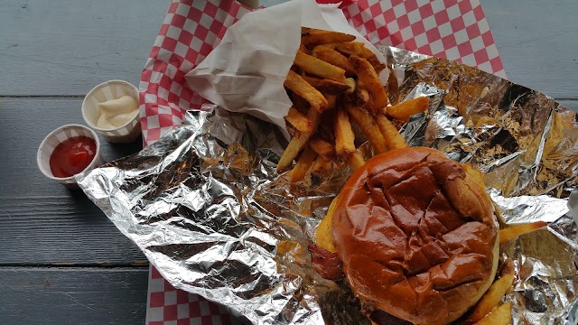 Small Cheval- Wicker Park