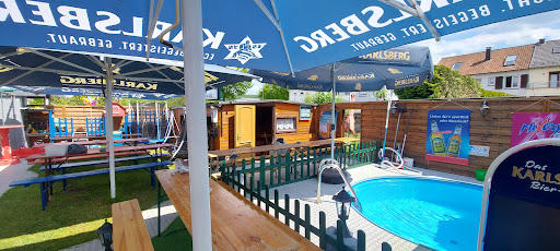 Zum goldenen Karl mit Karlsberg Museum (über 5000 einzel stücke)