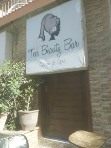 Tee’s Beauty Bar karachi