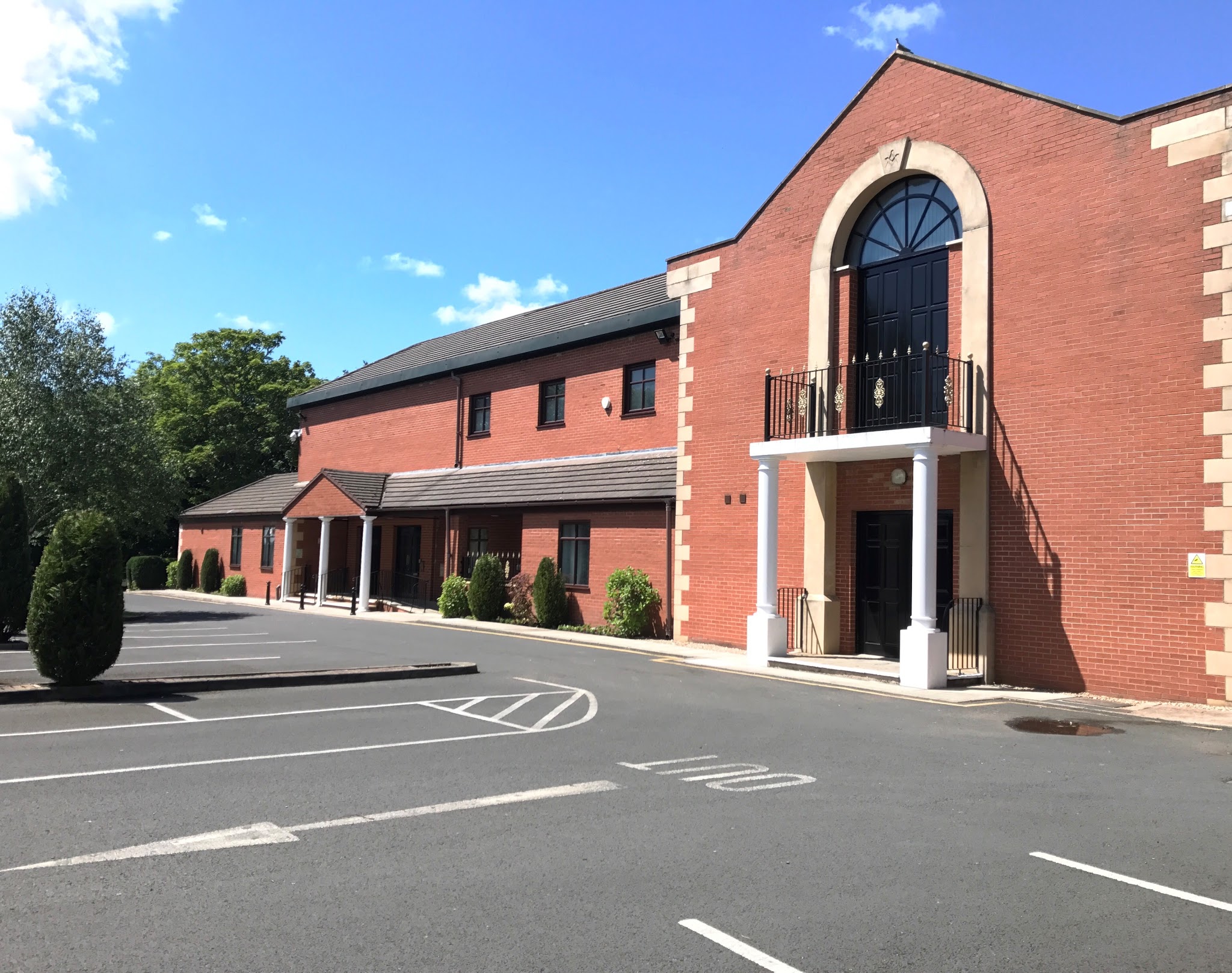 Brookfield Hall - Venues - photo 1