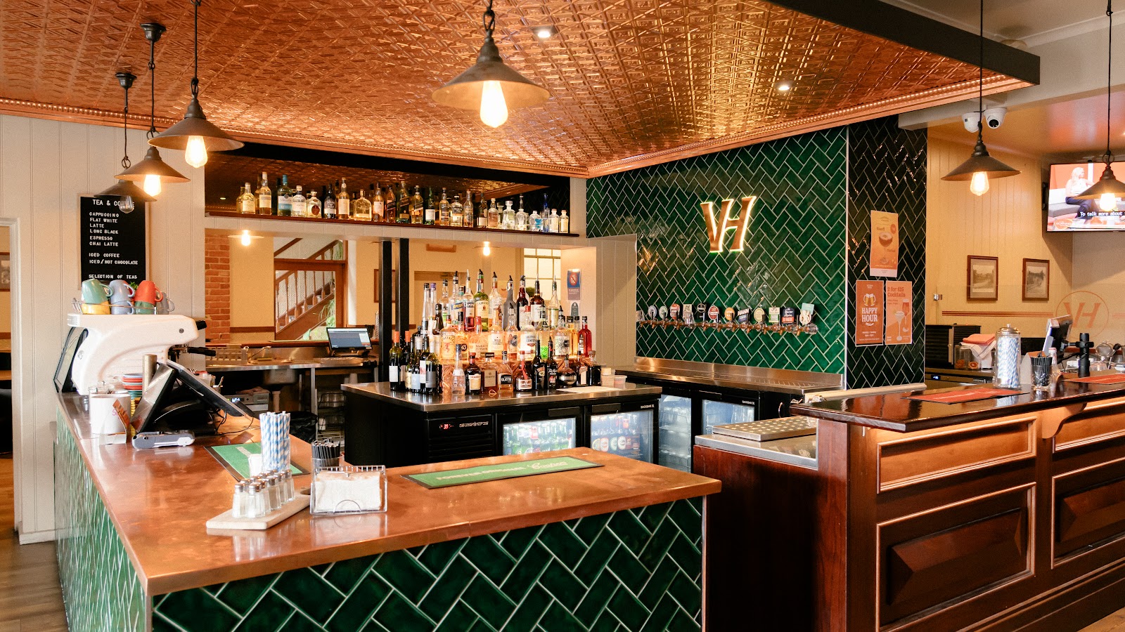 Victoria Hotel — photo 1