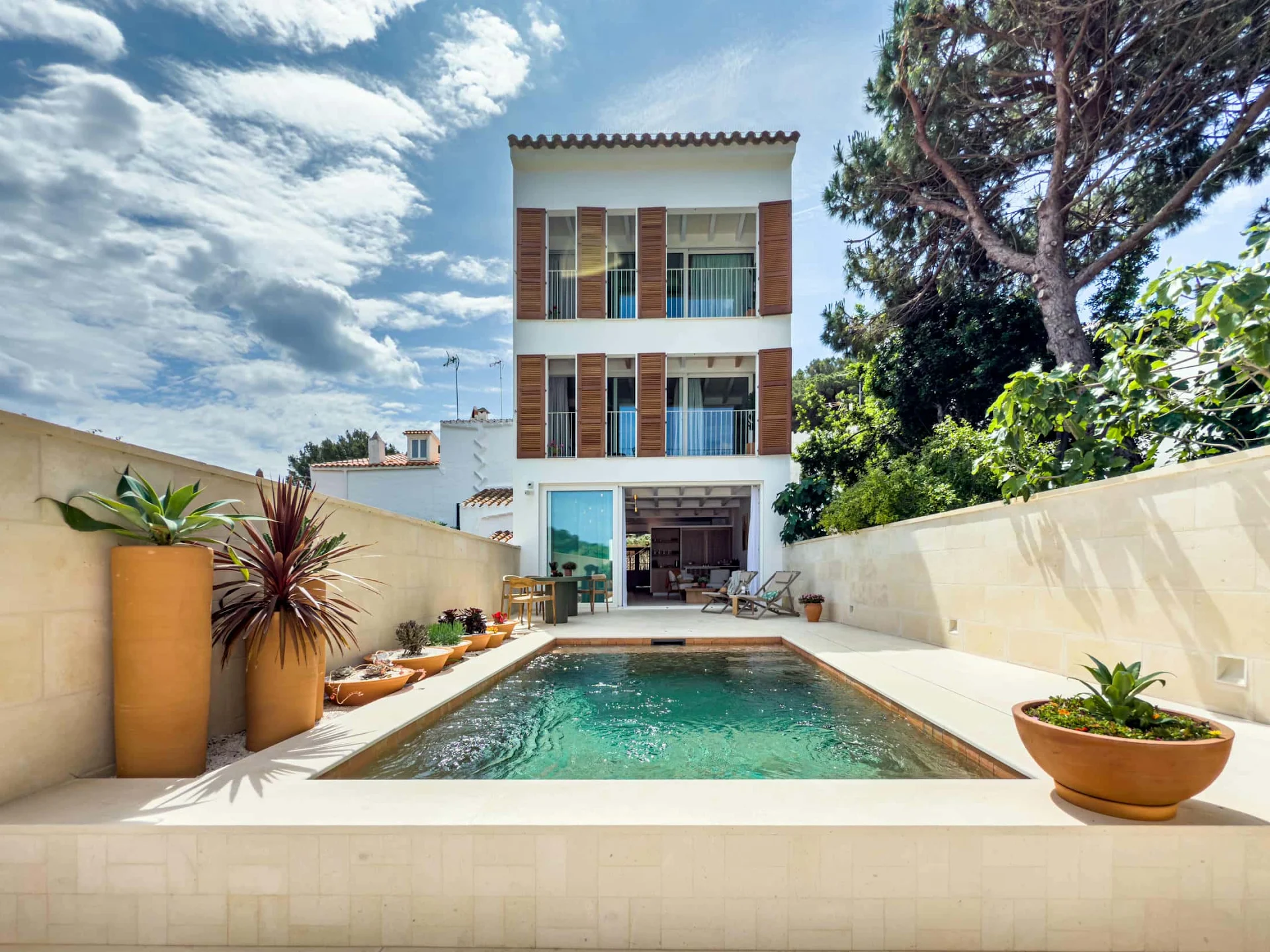 Noualt Suites