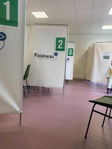 Centre de Vaccination COVID-19-Centre de Palaiseau-Complexe Sportif J. Allain - Thumbnail