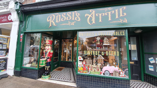 Rossi's Attic - Visual