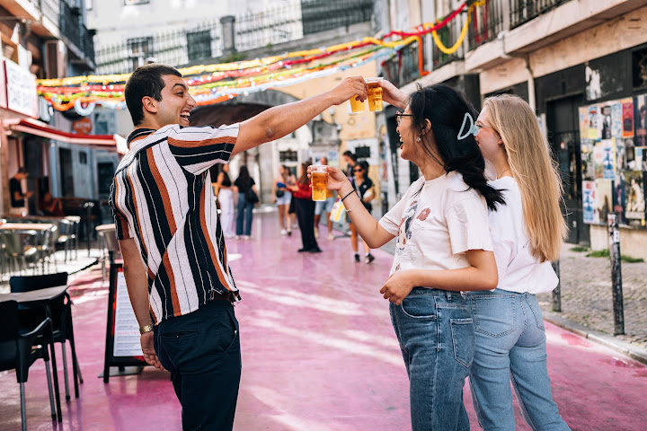 The House on the Pink Street by null