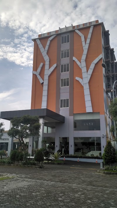 Photos of The Sun Hotel Madiun