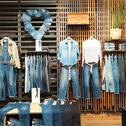 Photo n°16 de Le Temps des Cerises à Clermont-Ferrand (Magasin de vêtements pour femmes)