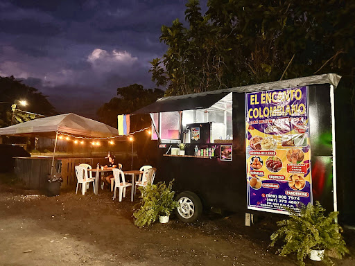 El Encanto Colombiano