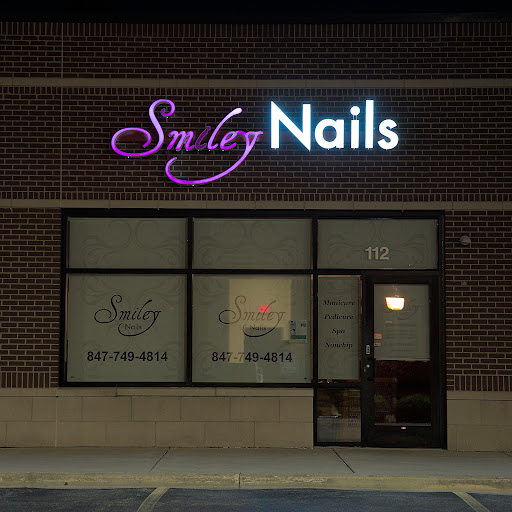 Smiley Nails - Visual