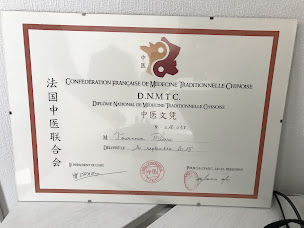 Photo n°17 de Cabinet d’ostéopathie de Pierre Tourneux et de ses collaborateurs Valentin Puyo et Jessica Garnier à Saint-Denis-de-Pile (Ostéopathe)