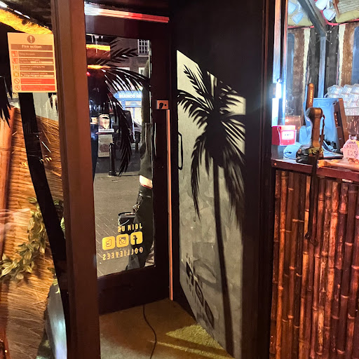 Ollie Vees Tiki Lounge Logo