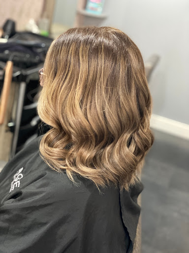 Copper Rose Hair and Beauty - Thumbnail