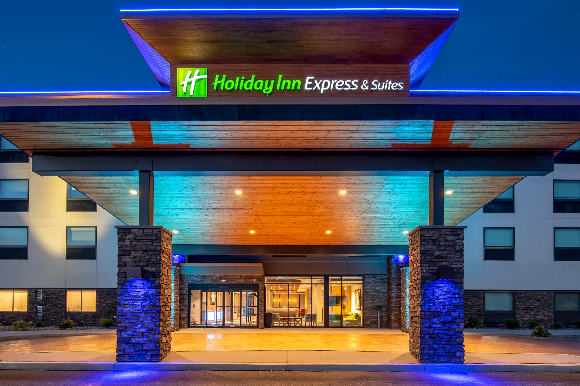 Holiday Inn Express & Suites Camas- Vancouver by IHG