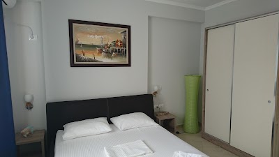 Photos of Enzo Studio