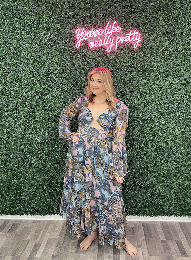 Glow Fashion Boutique - Thumbnail