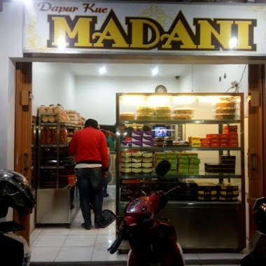 Dapur Kue Madani, Author: Ali Alfalis