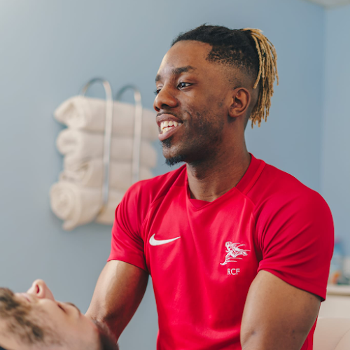 Comments and reviews of Rian Corbin Fitness Therapy
