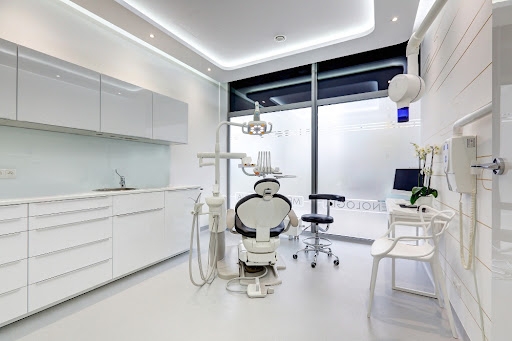 ACLINIC - Gabinet Stomatologiczny