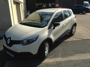 Photo n°2 de Garage JM EXPERT AUTO à Saint-Léger-de-Linières (Vendeur de voitures d'occasion)